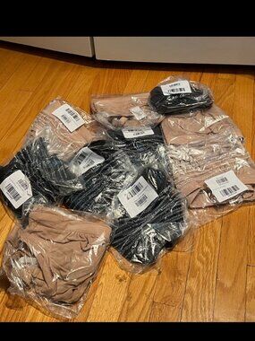GAP Bralettes !!! 10 BRALETTES !!! Size Large !!! NEW/UNWORN/UNOPENED !!!